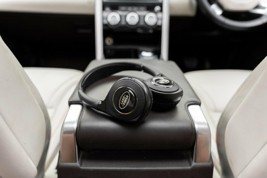 Land Rover Discovery Black #48