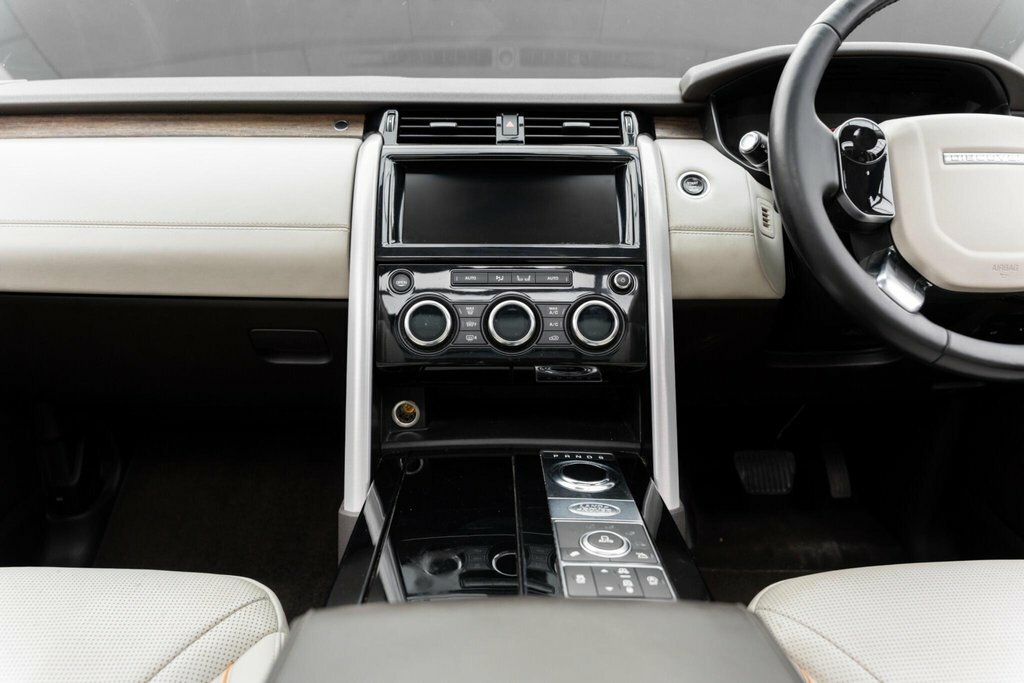 Land Rover Discovery Black #38
