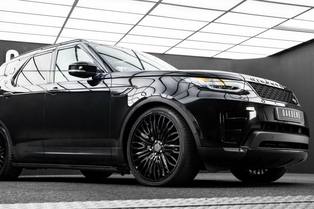 Land Rover Discovery Black #19