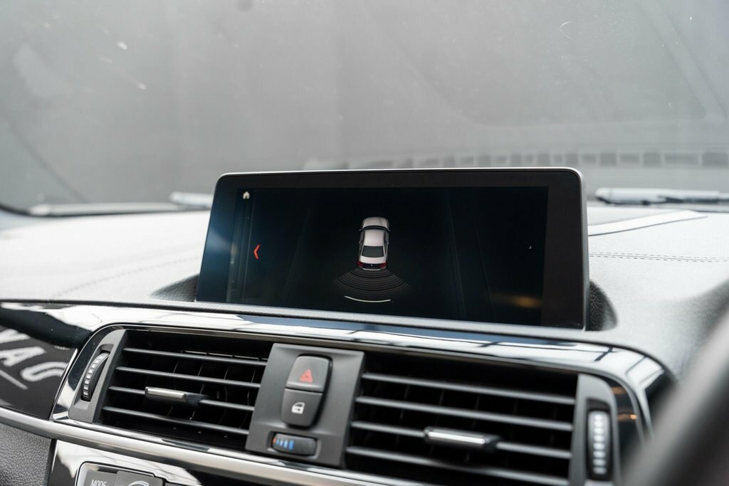 BMW 2 Series Se White #11