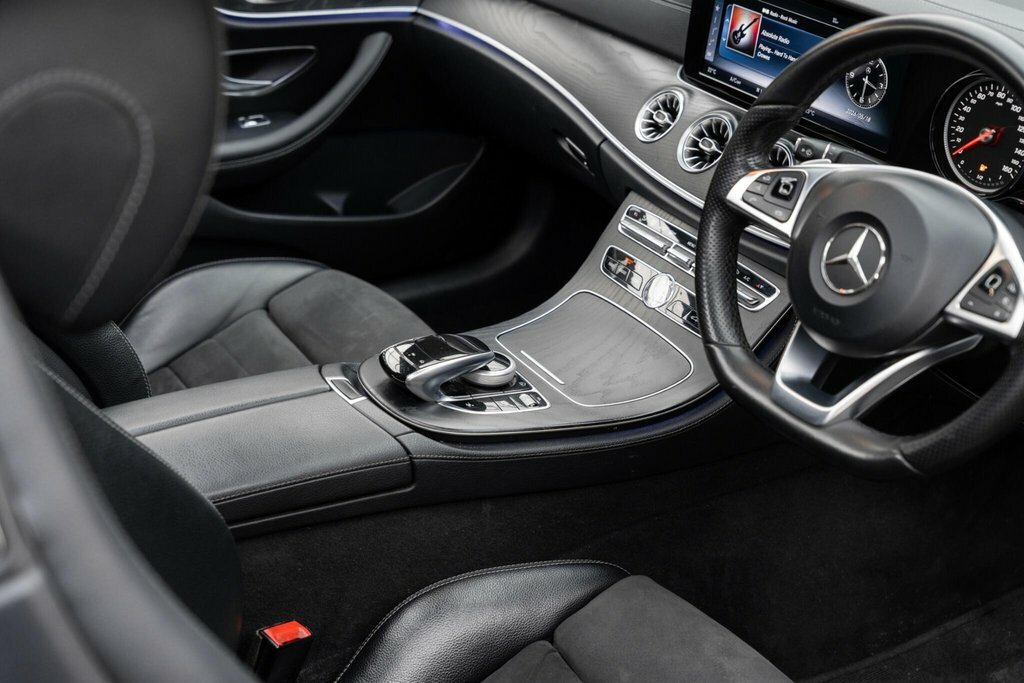 Mercedes-Benz E Class 2017 2.0 E220d Amg Line Premium Plus Cabriolet 2 Grey #22