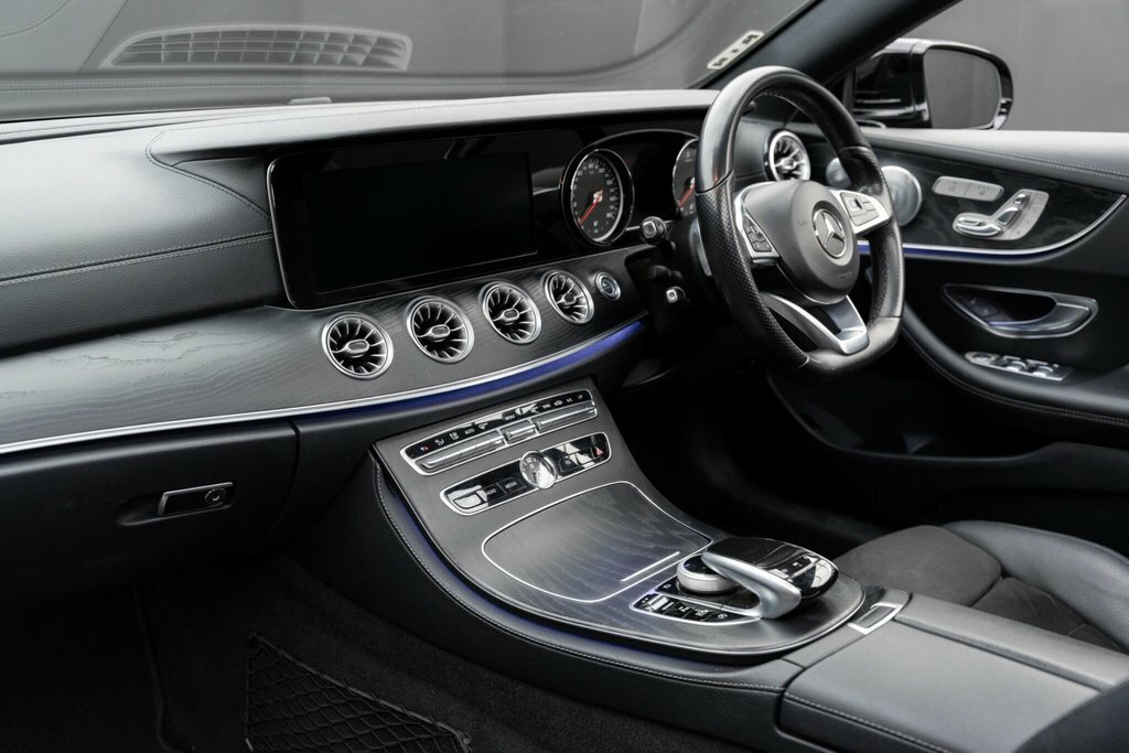 Mercedes-Benz E Class 2017 2.0 E220d Amg Line Premium Plus Cabriolet 2 Grey #38