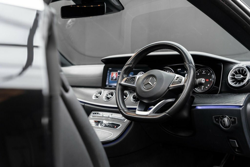 Mercedes-Benz E Class 2017 2.0 E220d Amg Line Premium Plus Cabriolet 2 Grey #20
