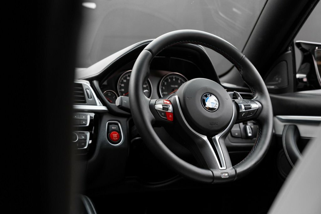 BMW M4 M4 Convertible Competition Package Blue #31