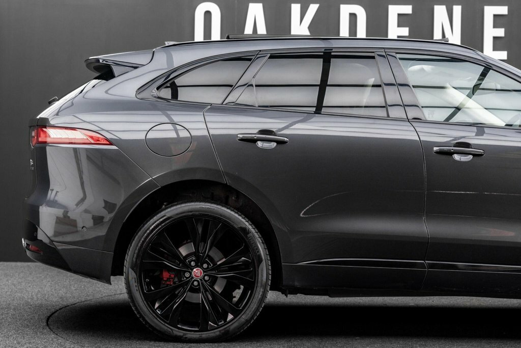 Jaguar F-Pace 2.0D Portfolio Awd Grey #42