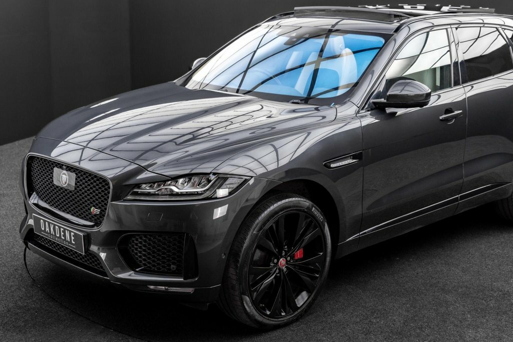 Jaguar F-Pace 2.0D Portfolio Awd Grey #12
