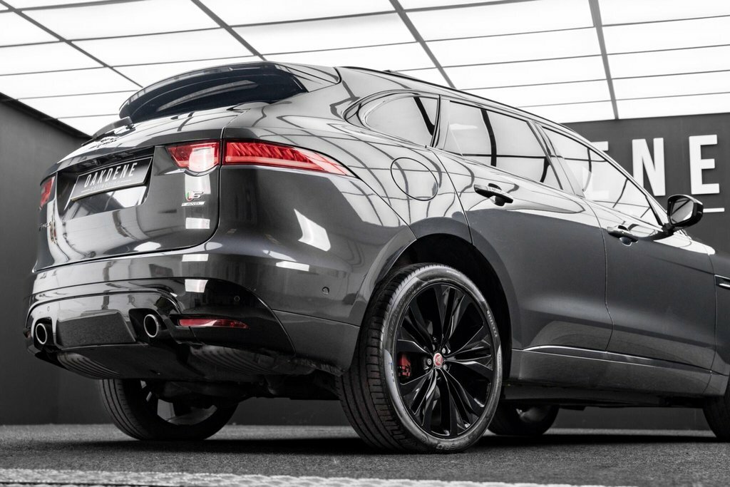 Jaguar F-Pace 2.0D Portfolio Awd Grey #16