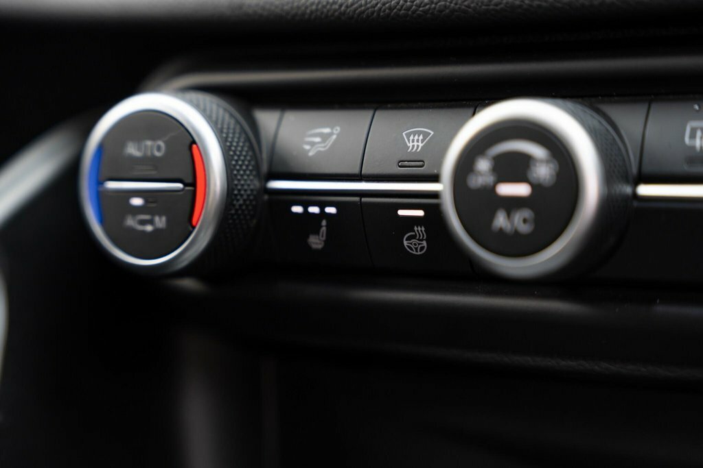 Alfa Romeo Giulia #8
