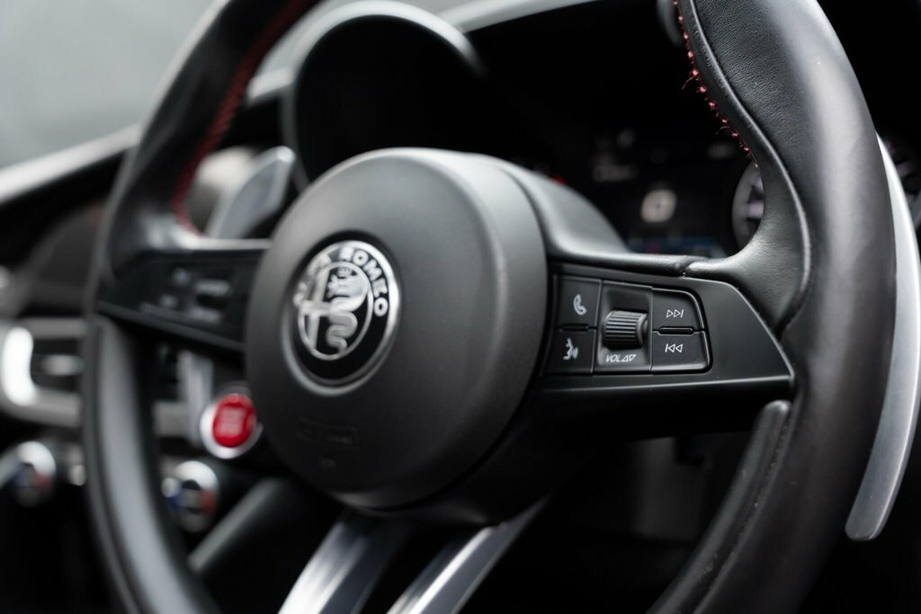Alfa Romeo Giulia #41