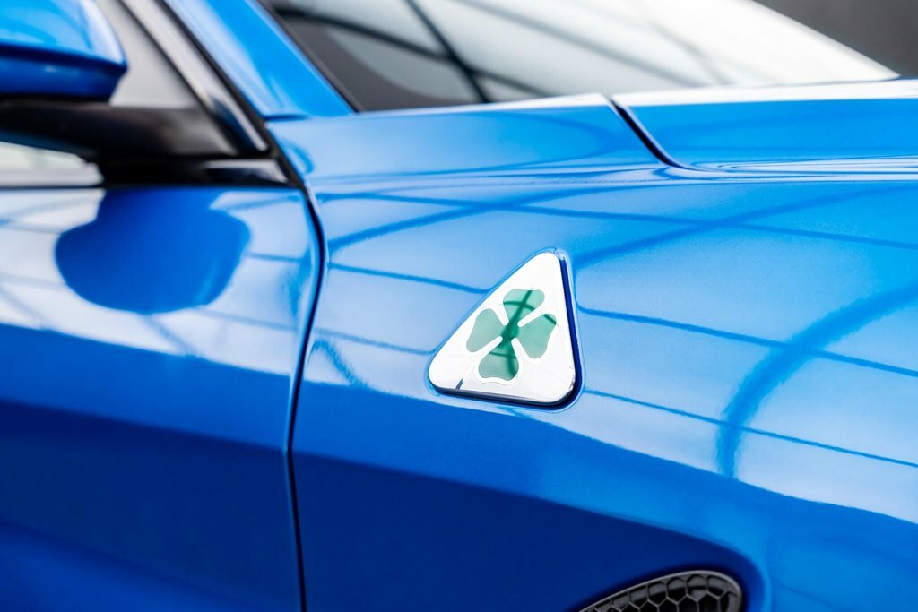 Alfa Romeo Giulia #30
