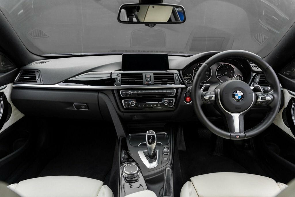 BMW 4 Series M4 Semi-auto #25