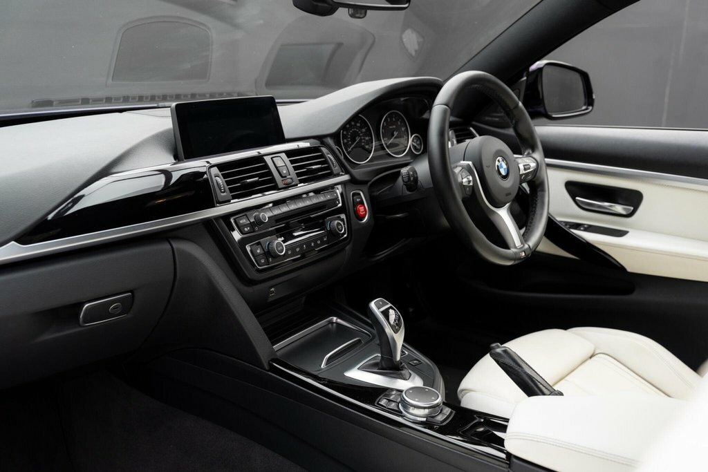 BMW 4 Series M4 Semi-auto #43