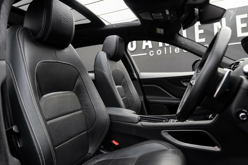 Jaguar F-Pace 2.0D 240 R-sport Awd White #9