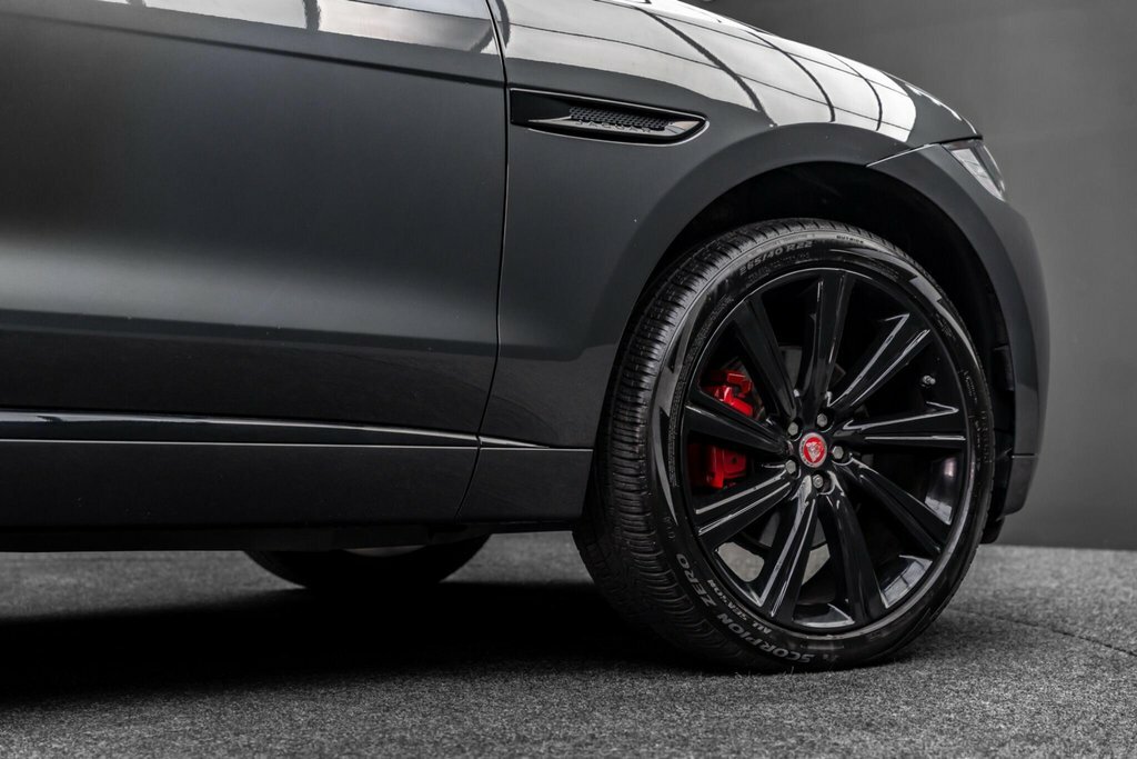 Jaguar F-Pace 2.0D 240 R-sport Awd White #44