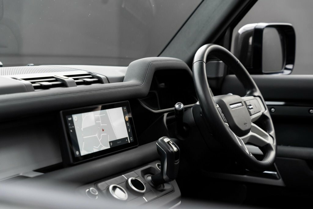 Land Rover Defender 110 Defender S Silver #56