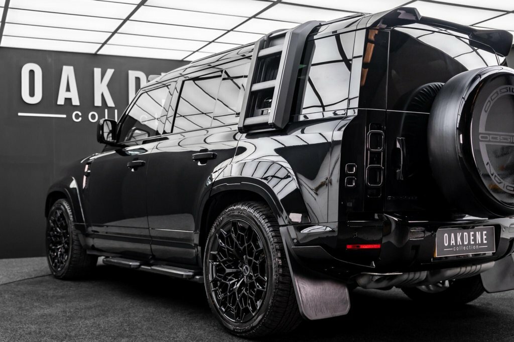 Land Rover Defender 110 Defender S Silver #21