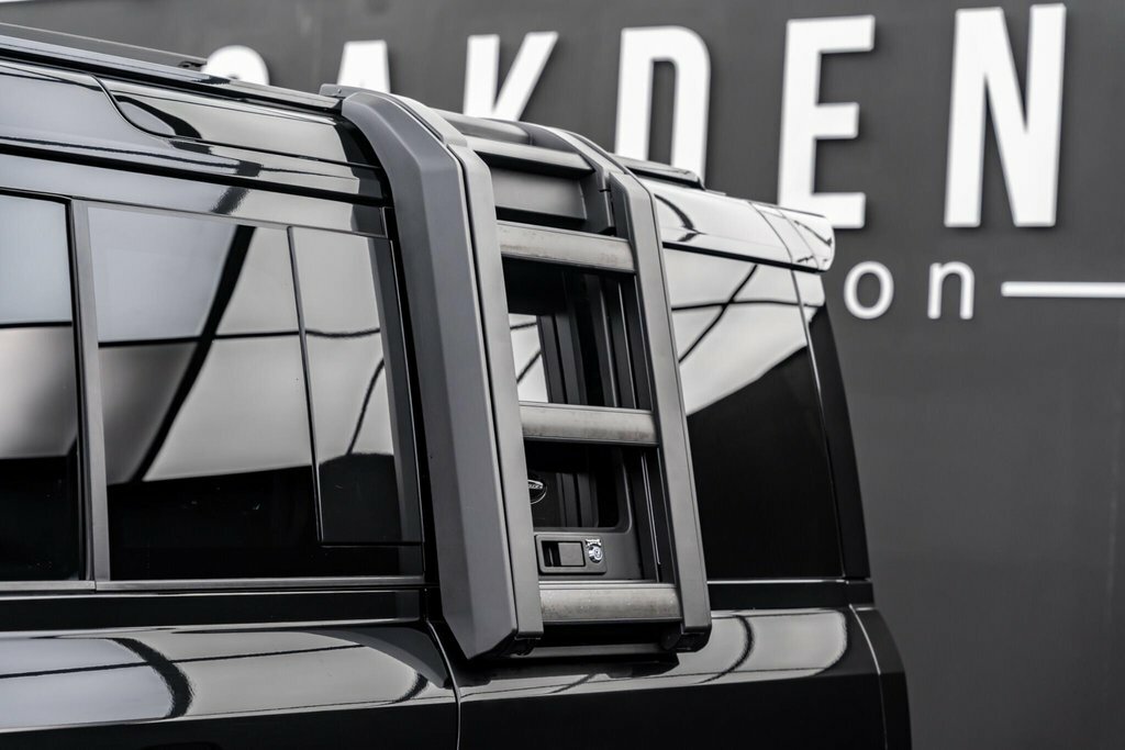 Land Rover Defender 110 Defender S Silver #34