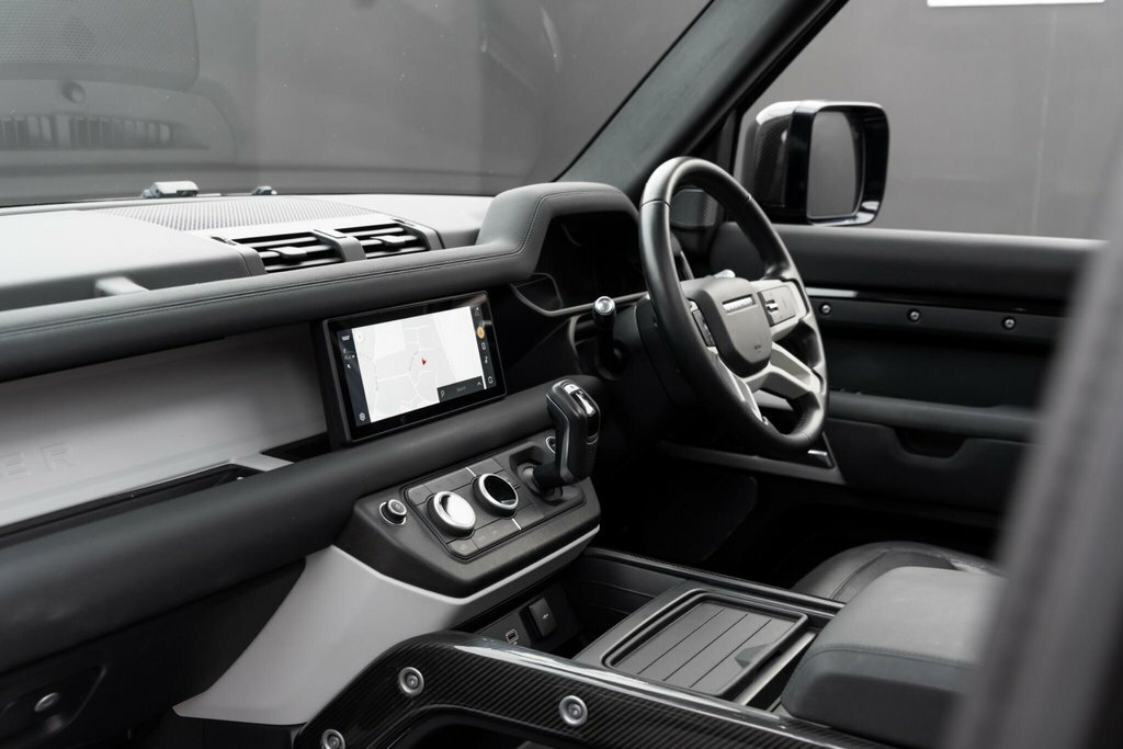 Land Rover Defender 110 Defender S Silver #50