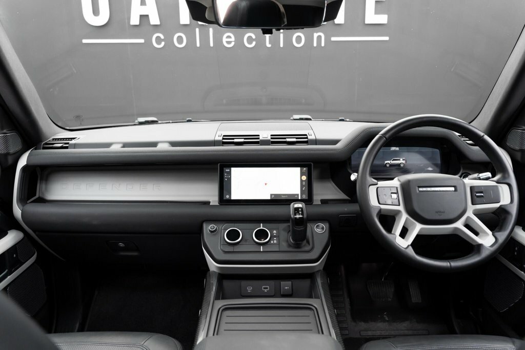 Land Rover Defender 110 Defender S Silver #37