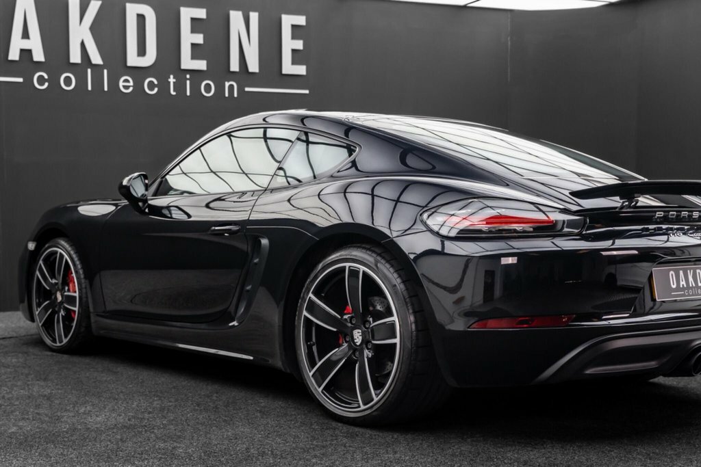 Porsche 718 Cayman 2.0 Pdk Black #24