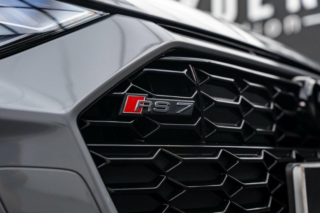 Audi RS7 Audi Rs7 Sportback Rs 7 Carbon Black 600 Ps Tiptro White #51