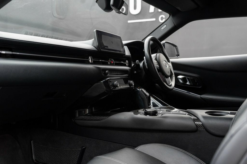 Toyota Supra Supra Pro Black #32