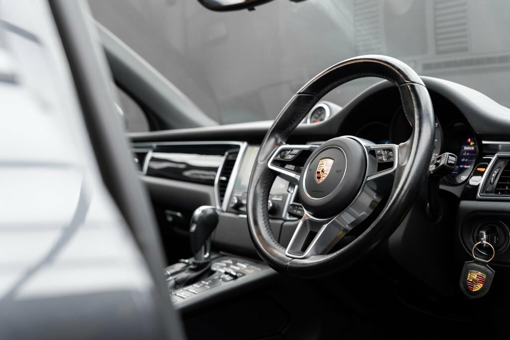 Porsche Macan 3.0T V6 Gts Suv Black #20