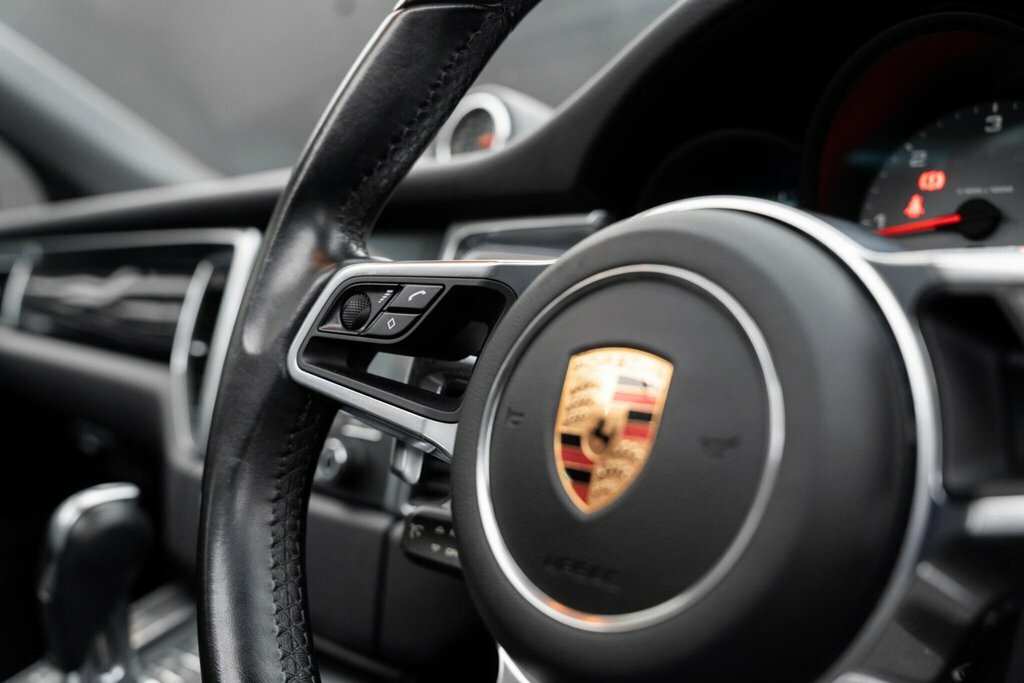 Porsche Macan 3.0T V6 Gts Suv Black #30
