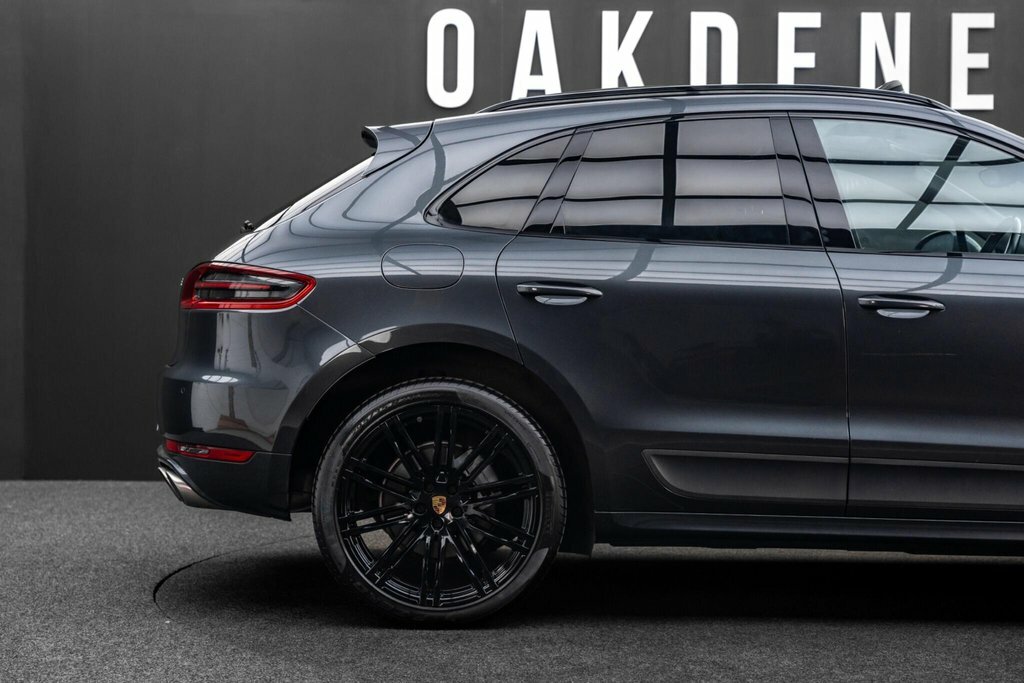 Porsche Macan 3.0T V6 Gts Suv Black #39