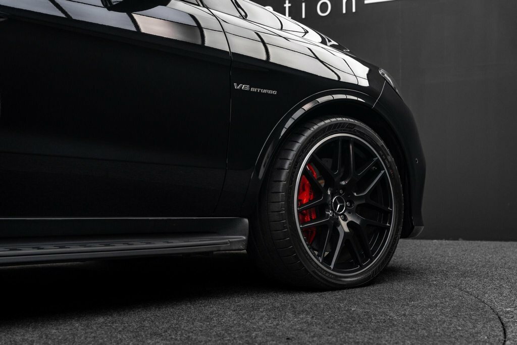 Mercedes-Benz GLE Class Gle 350 D Black #39
