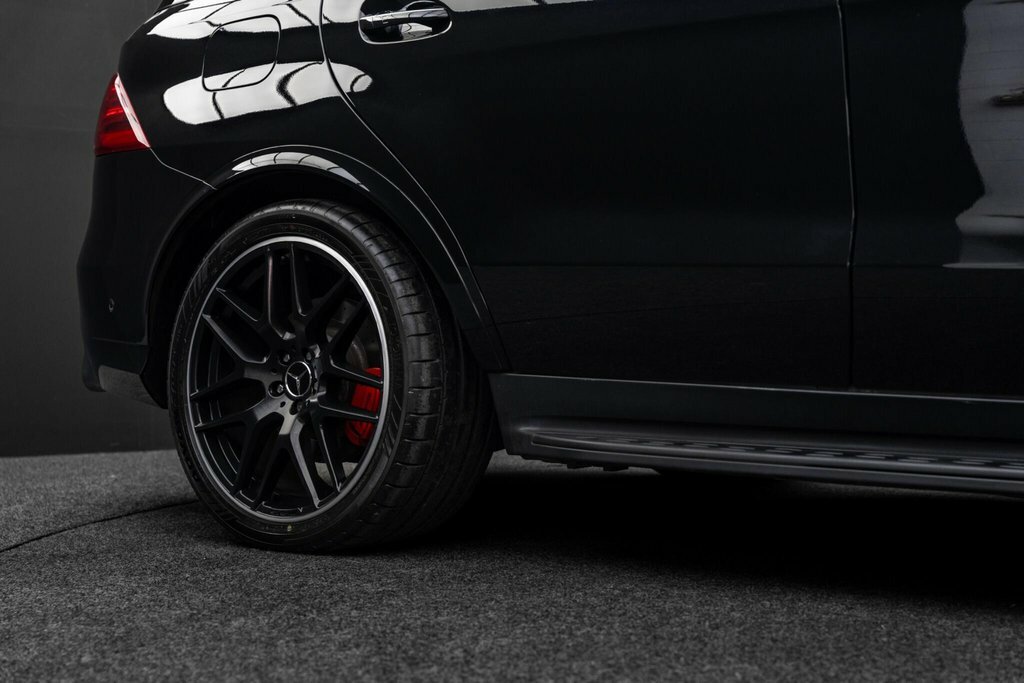 Mercedes-Benz GLE Class Gle 350 D Black #33