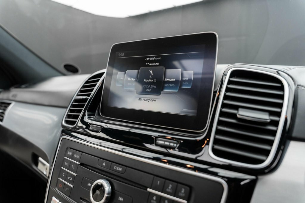 Mercedes-Benz GLE Class Gle 350 D Black #45