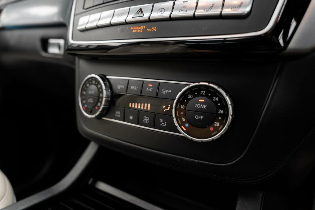 Mercedes-Benz GLE Class Gle 350 D Black #50