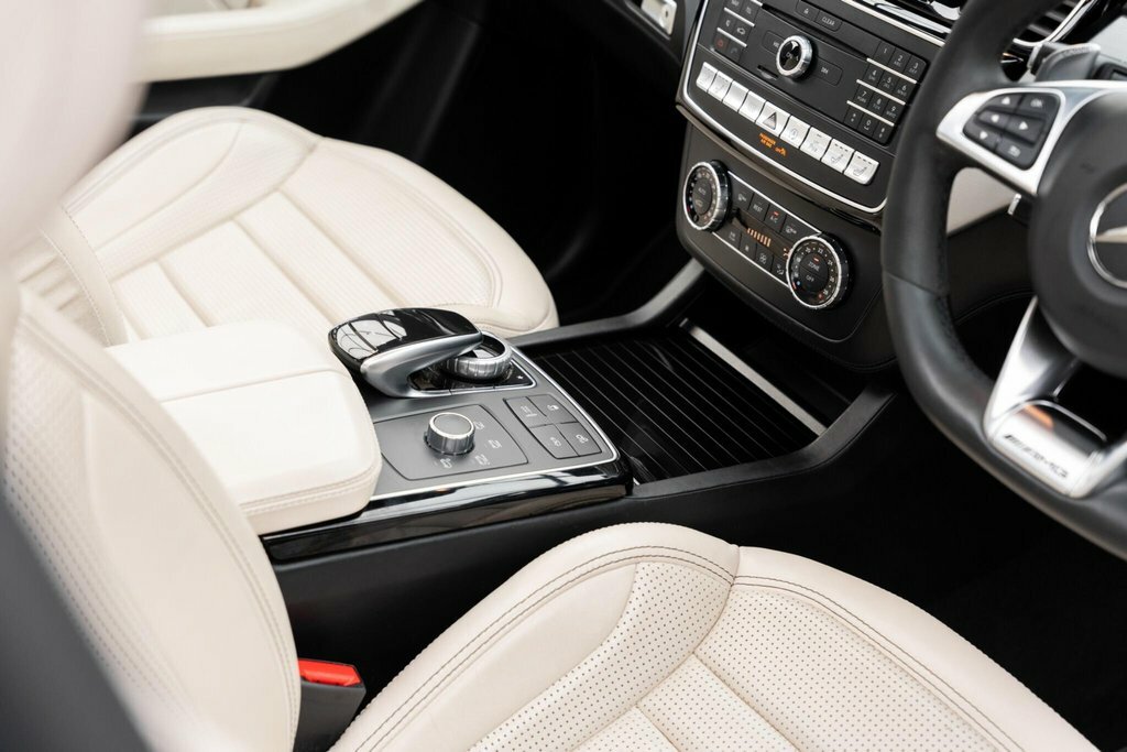 Mercedes-Benz GLE Class Gle 350 D Black #22