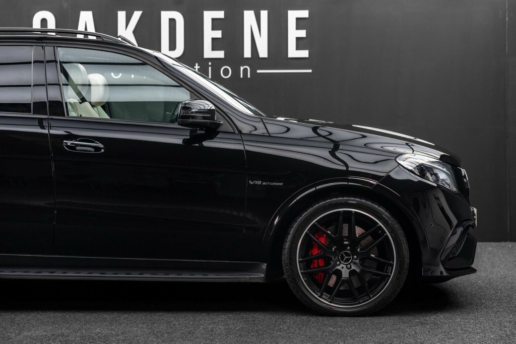 Mercedes-Benz GLE Class Gle 350 D Black #44