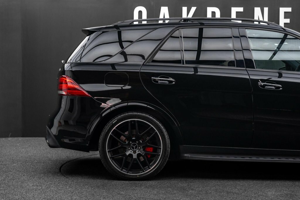 Mercedes-Benz GLE Class Gle 350 D Black #42