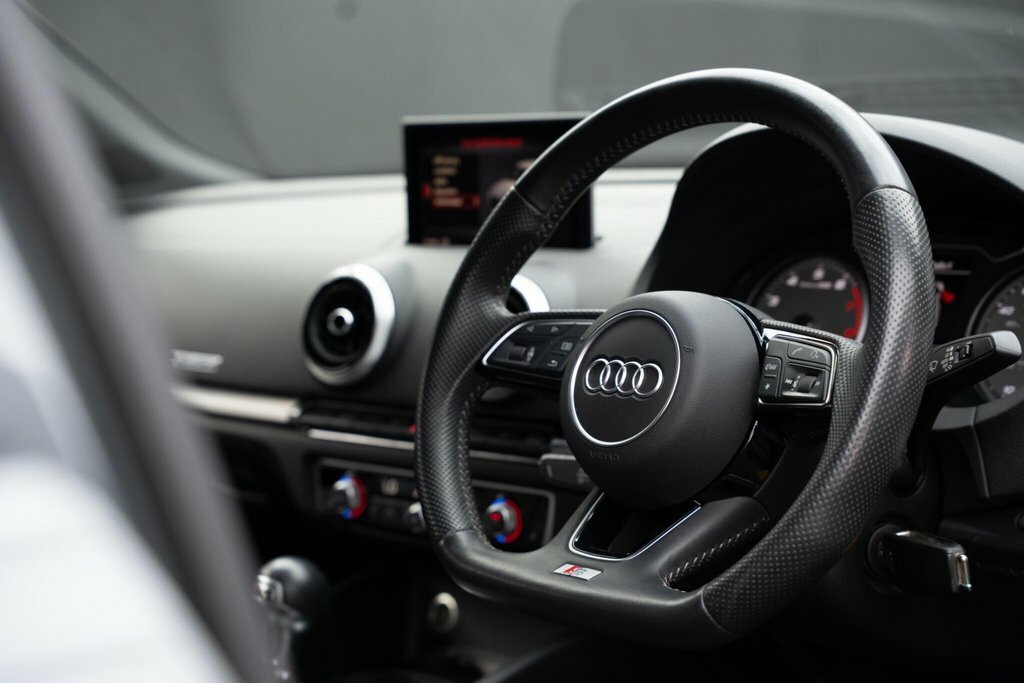 Audi S3 Sportback Tfsi 300 Ps S Tronic Grey #37