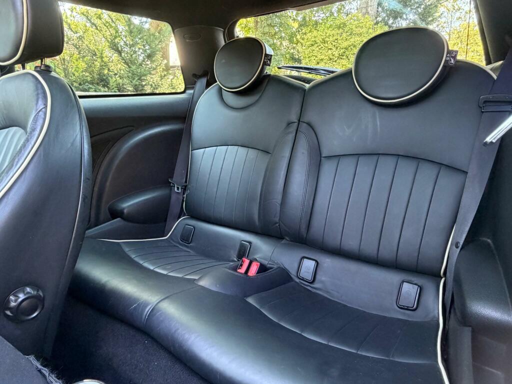 Mini Hatch Cooper 1.6 Cooper 118 Bhp White #20