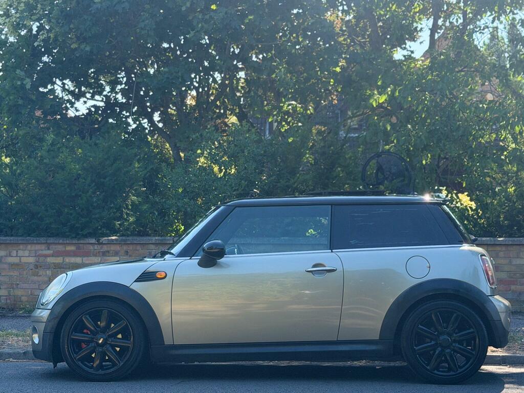 Mini Hatch Cooper 1.6 Cooper 118 Bhp White #8