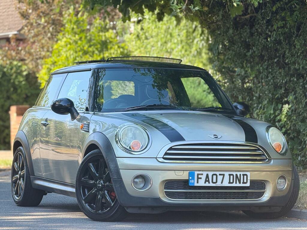 Mini Hatch Cooper 1.6 Cooper 118 Bhp White #2