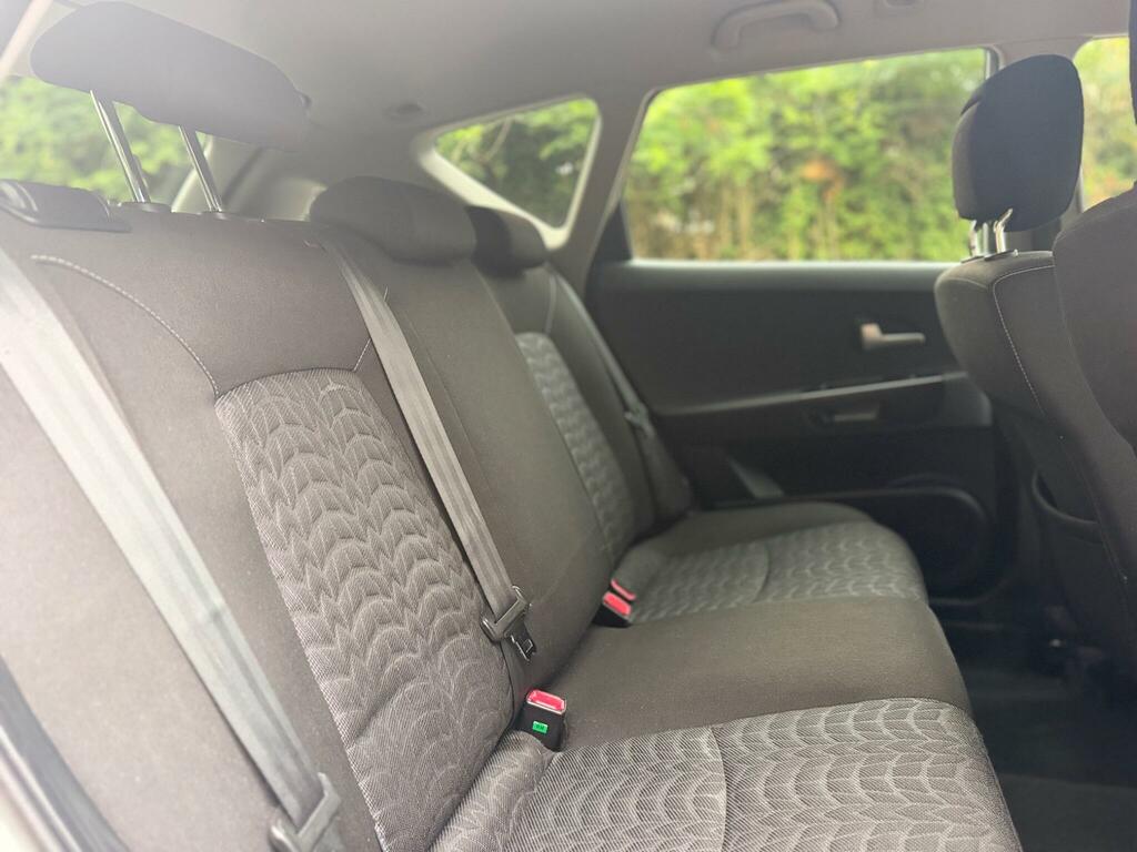 Kia Ceed 1.6 Crdi Ecodynamics 2 Sportswagon Euro 5 Ss Silver #19