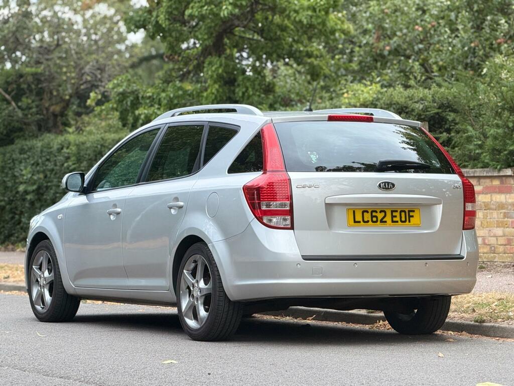 Kia Ceed 1.6 Crdi Ecodynamics 2 Sportswagon Euro 5 Ss Silver #7