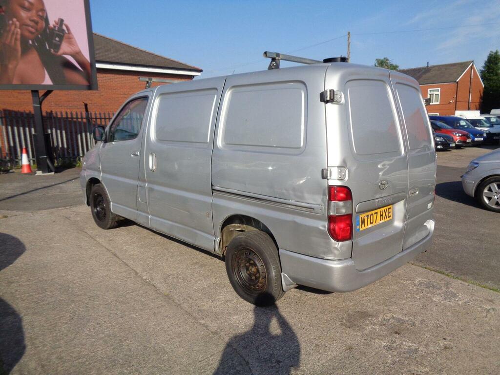 Toyota HiAce Panel Van 2.5 280 D-4d Rwd L1 H1 200707 Silver #6
