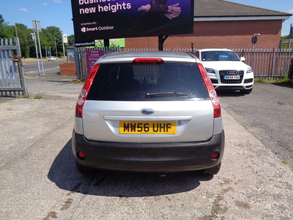 Ford Fiesta 1.4 Ghia Silver #6