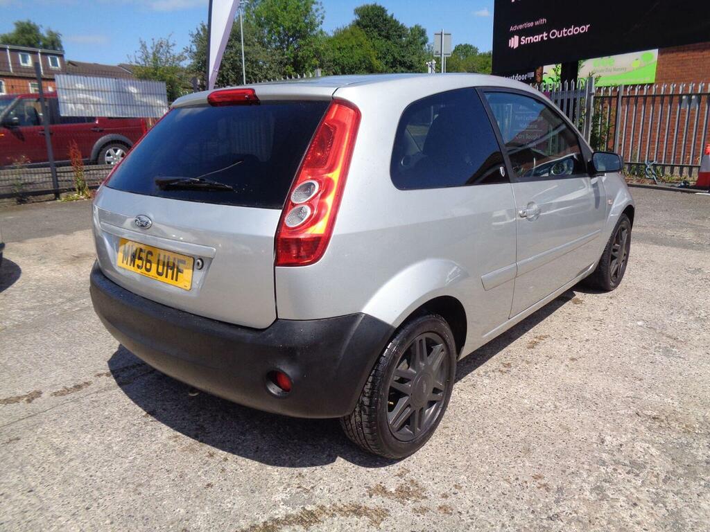 Ford Fiesta 1.4 Ghia Silver #5