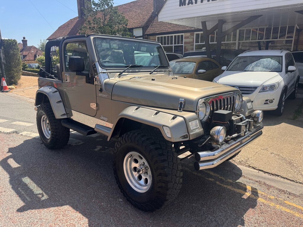 Jeep Wrangler 4.0 Sport Soft Top 4X4 Green #15