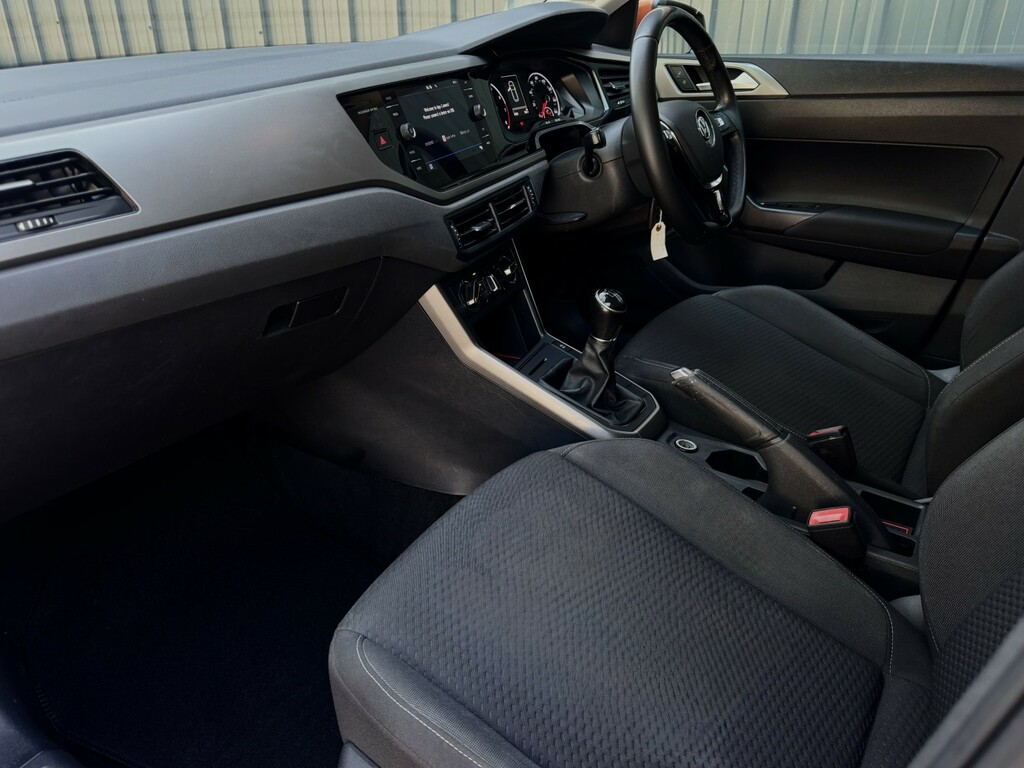 Volkswagen Polo 1.0 Se Orange #3
