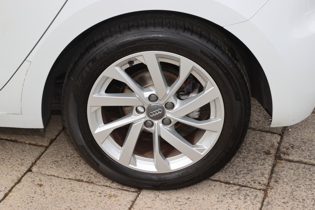Audi A1 35 Tfsi Sport S Tronic YL19UKA White #5