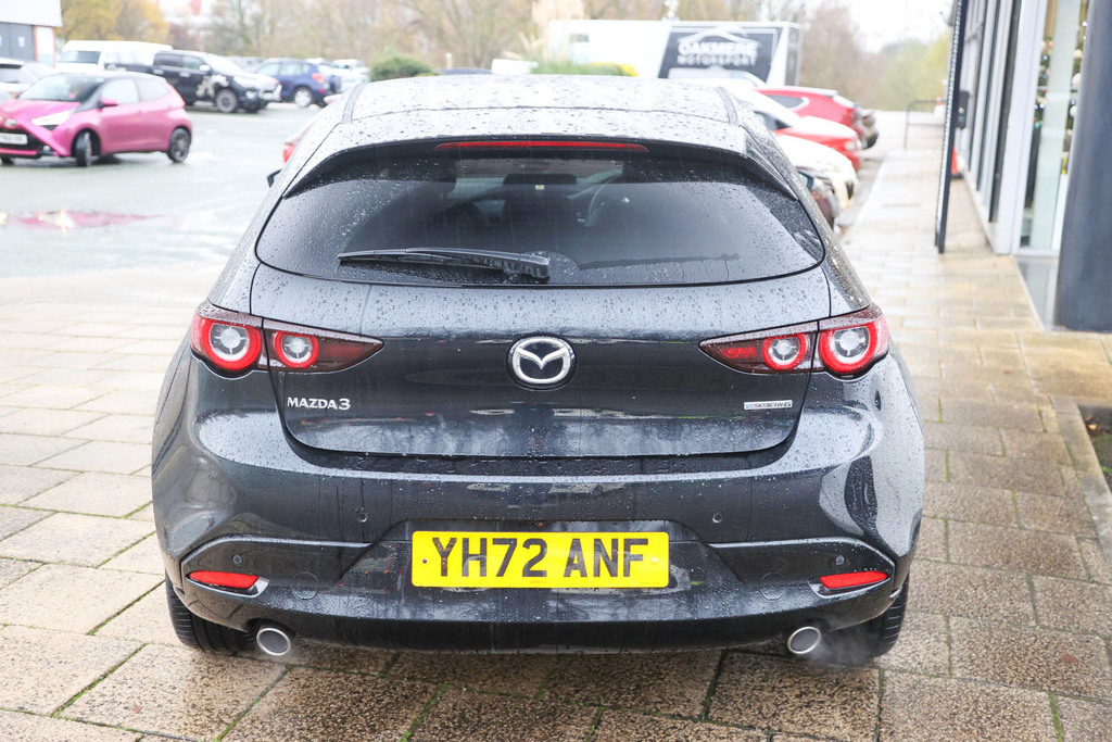 Mazda 3 2.0 E-skyactiv G Mhev Gt Sport Black #4