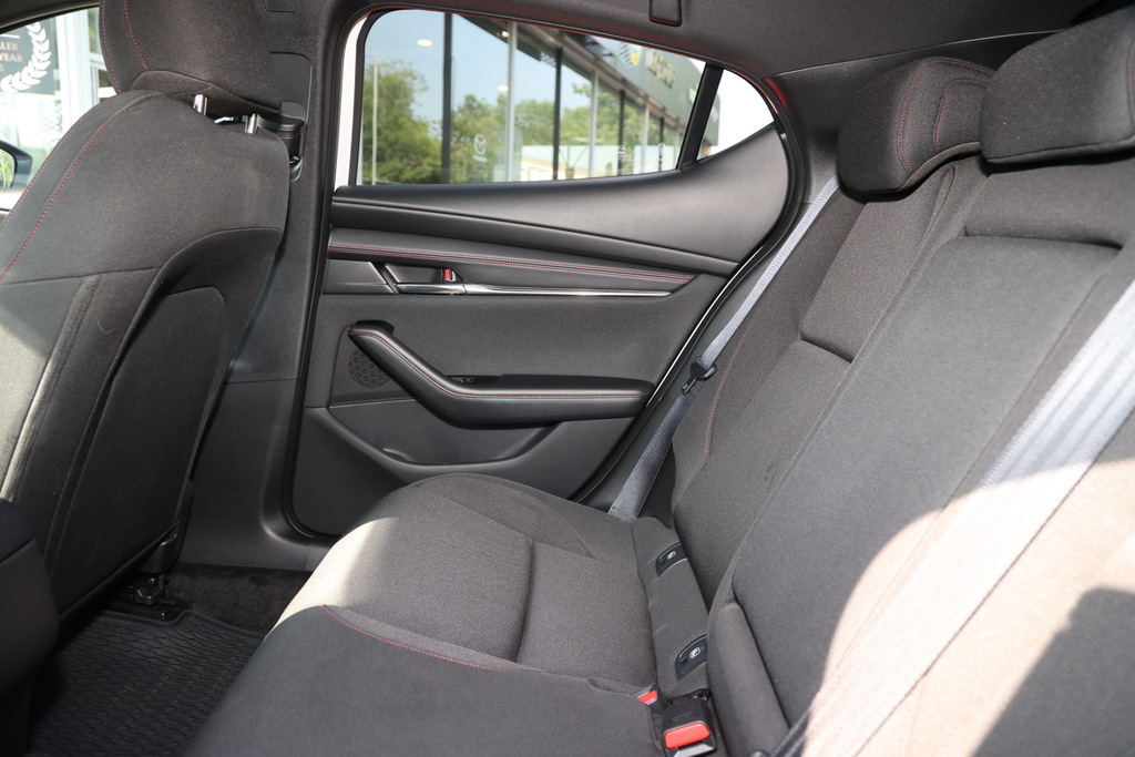 Mazda 3 2.5 E-skyactiv G Mhev 140 Homura DA75HTT White #6